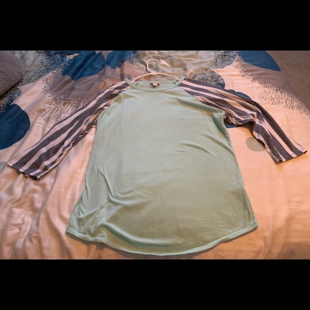 Lularoe Randy t